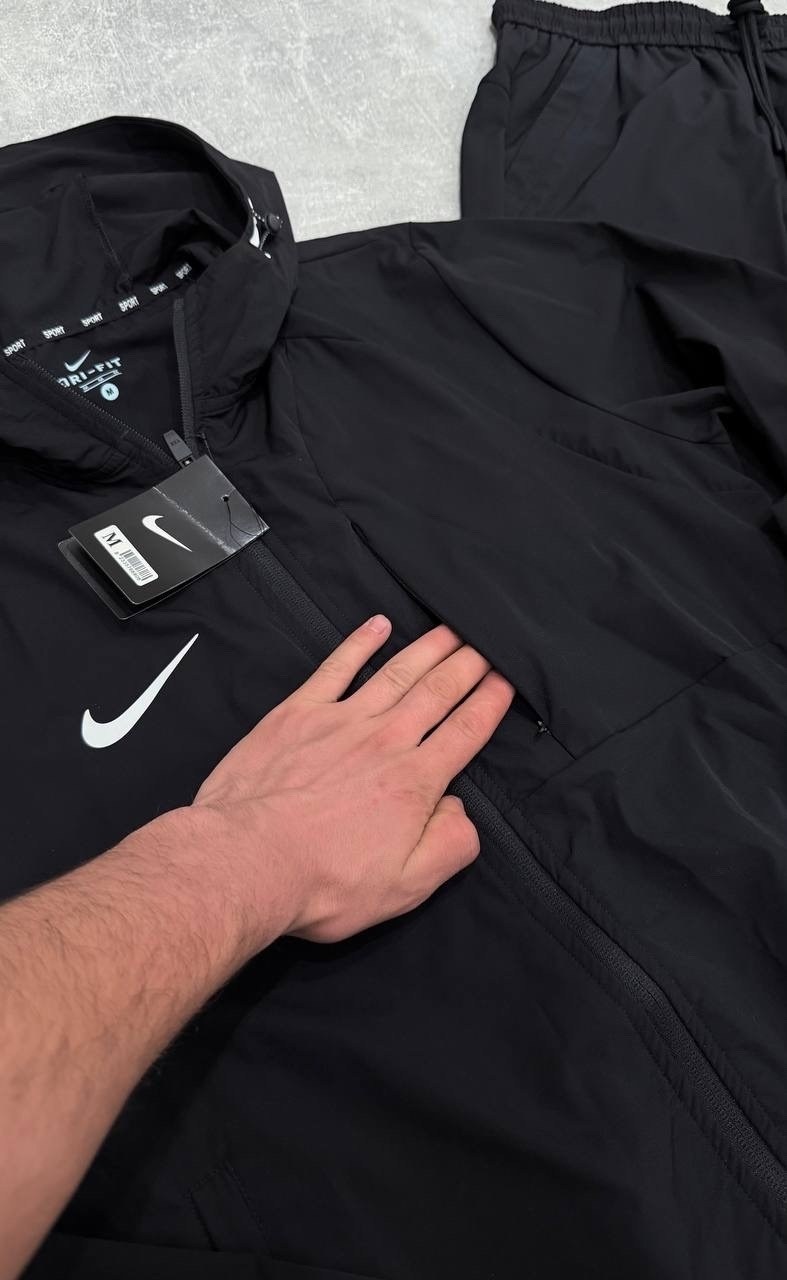 спортивный костюм nike,костюм широкие спортивный плащевка nike isalino,костюм найк мужской черный с капюшоном спортивный костюм,мужской спортивный костюм nike,спортивный костюм