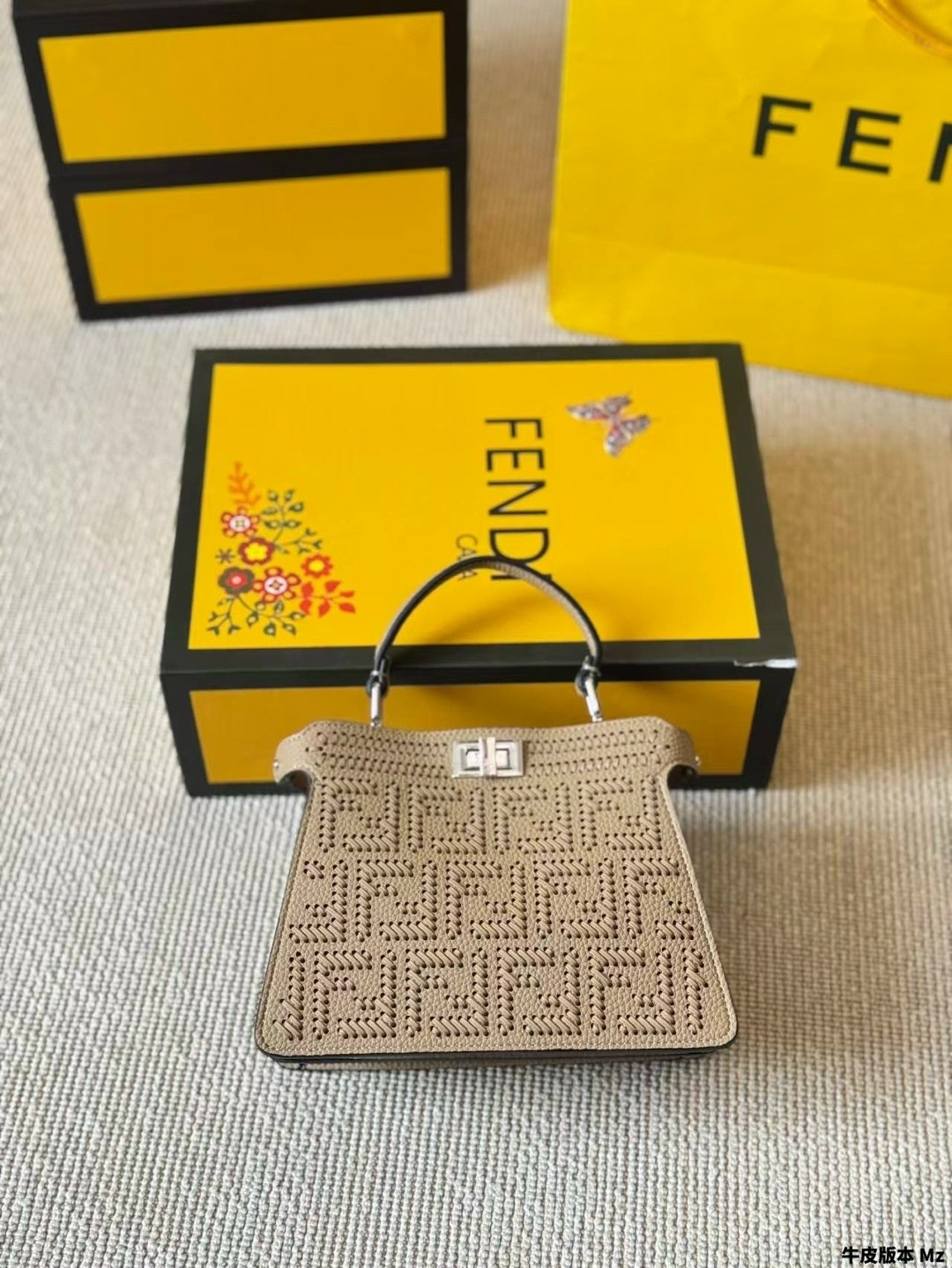 fendi сумка,fendi сумка fendi,fendi сумка на плечо,женская сумка fendi,модная сумка