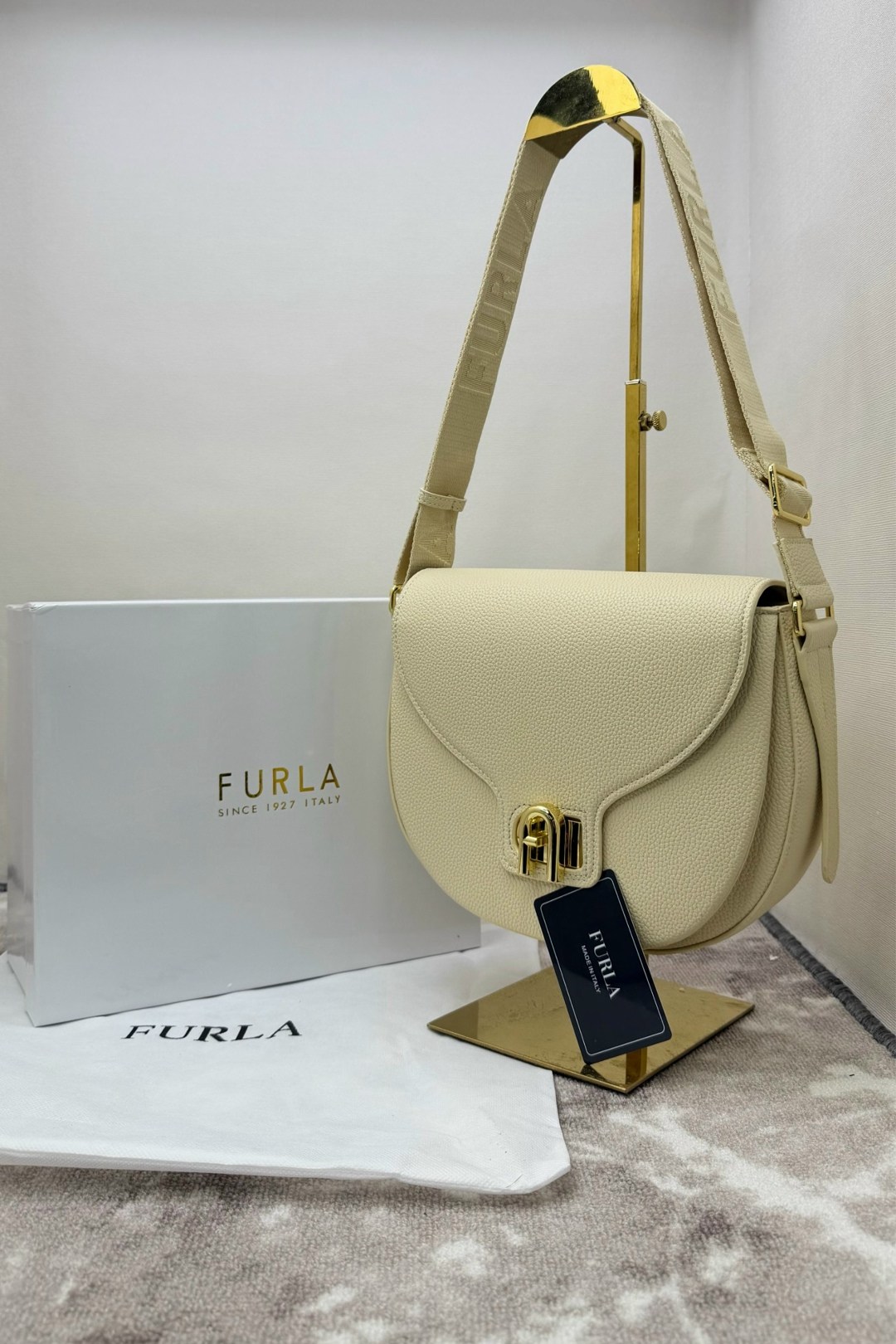 сумка furla,сумка женская furla,сумка через плечо furla,сумка фурла,женская сумка