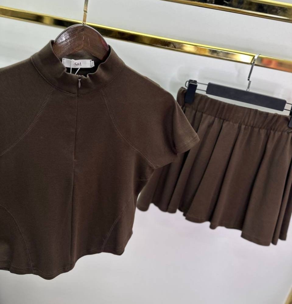 платье-комбинезон розовый "sport chic" madaia,костюм с юбкой,женский костюм с юбкой,женский костюм,юбка с шортами
