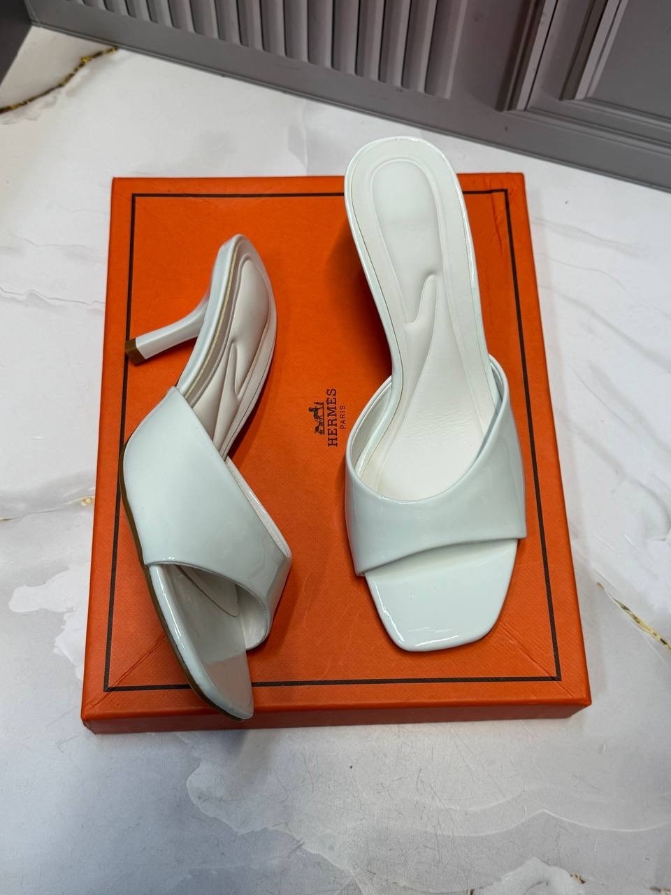 hermes босоножки,,модные босоножки,женские босоножки,каблуки босоножки