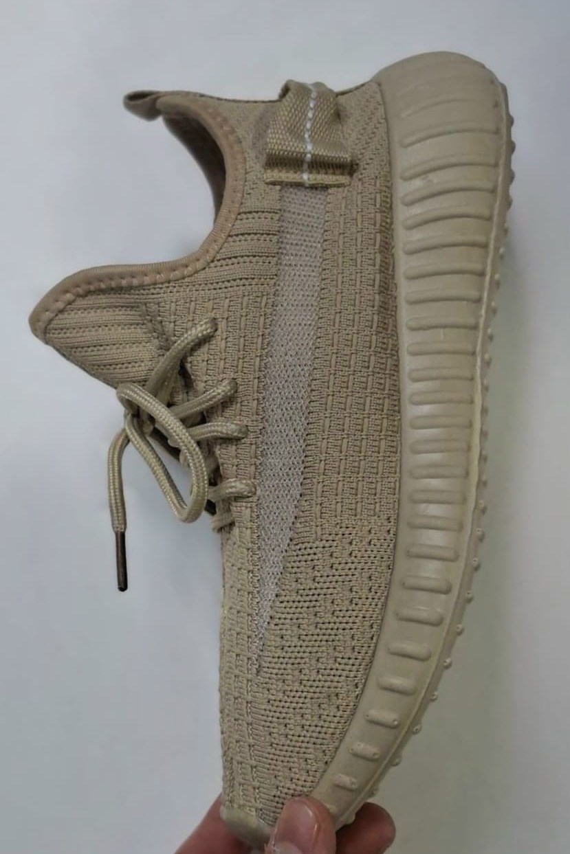 ,кроссовки изики,кроссовки yeezy,кроссовки изи,спортивная
