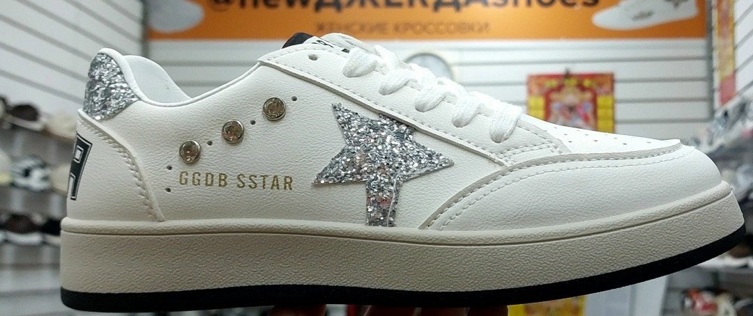 golden goose кеды super-star с блестками черный,golden goose кеды super-star с кристаллами черный,кеды hi star с блестками golden goose черный,golden goose black glitter hi star sneakers,golden goose