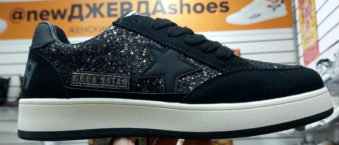 golden goose кеды super-star с блестками черный,golden goose кеды super-star с кристаллами черный,кеды hi star с блестками golden goose черный,golden goose black glitter hi star sneakers,golden goose