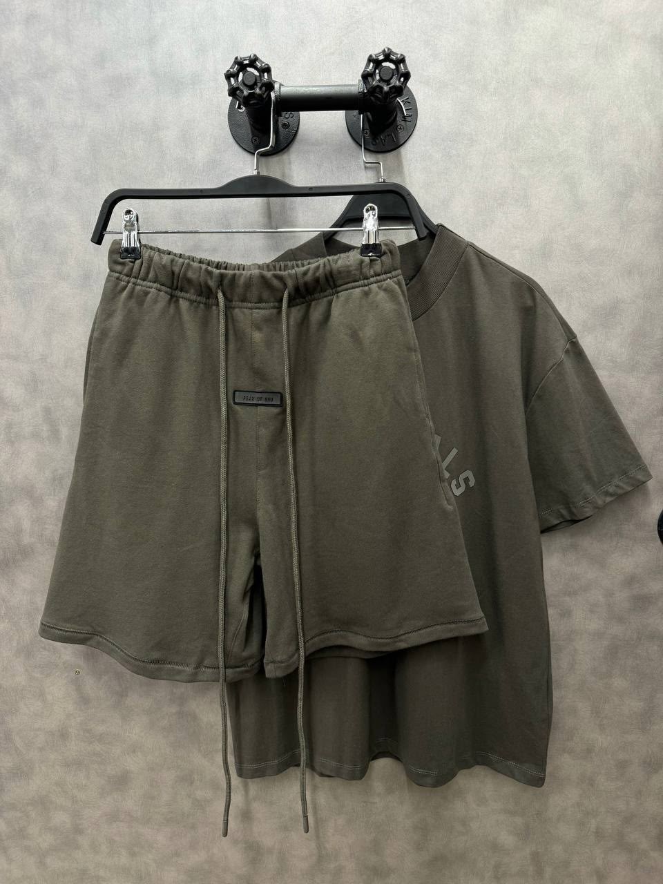 fear of god essentials,футболка fear of god essentials,круглый вырез fear of god essentials,футболка fear of god,футболка мужская оверсайз