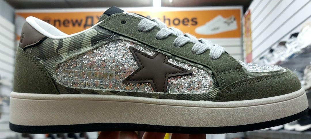 golden goose кеды super-star с блестками черный,golden goose кеды super-star с кристаллами черный,кеды hi star с блестками golden goose черный,golden goose black glitter hi star sneakers,golden goose