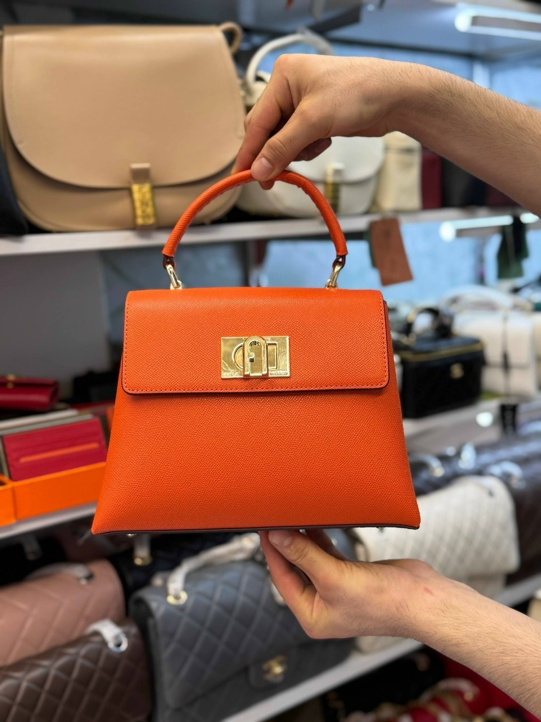 женская сумка furla,сумка furla,сумка фурла,бежевая сумка,сумка