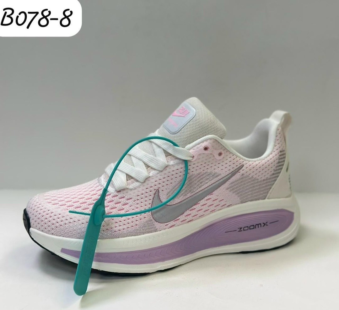 кроссовки nike,кроссовки nike vomero,спортивные кроссовки nike,кроссовки,кроссовки мужские nike