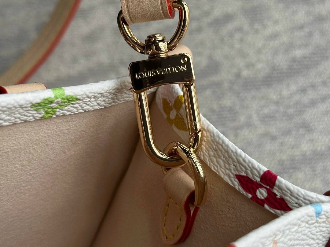 louis vuitton сумка,сумка женская louis vuitton,louis vuitton сумка на плечо,модная сумка,сумочки женские