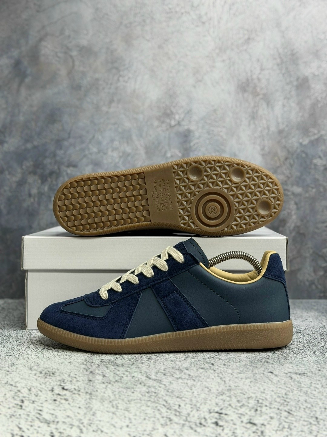 maison margiela replica кроссовки,maison margiela replica кеды,,кроссовки maison margiela replica low top,кроссовки кожаные maison margiela replica черный