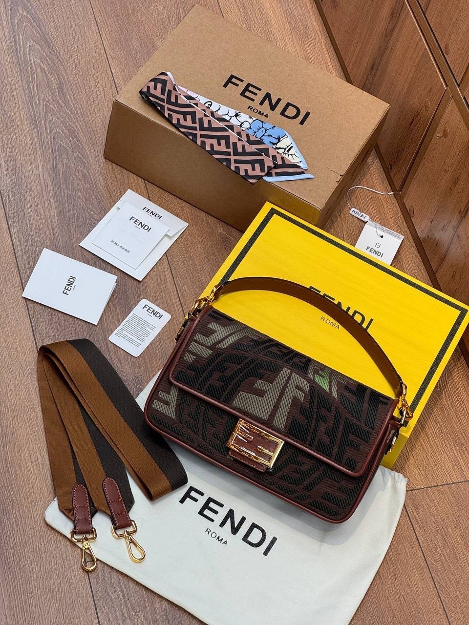 fendi сумка на плечо багет,сумка fendi,fendi сумка на плечо,женская сумка fendi,сумка фенди