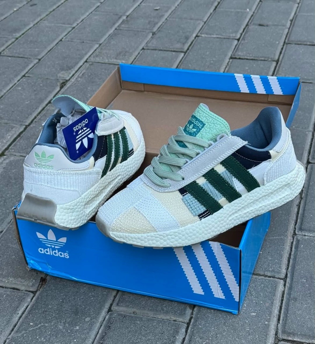 кроссовки adidas,кроссовки adidas retropy,adidas кроссовки adidas,женские кроссовки adidas,кроссовки adidas originals adidas