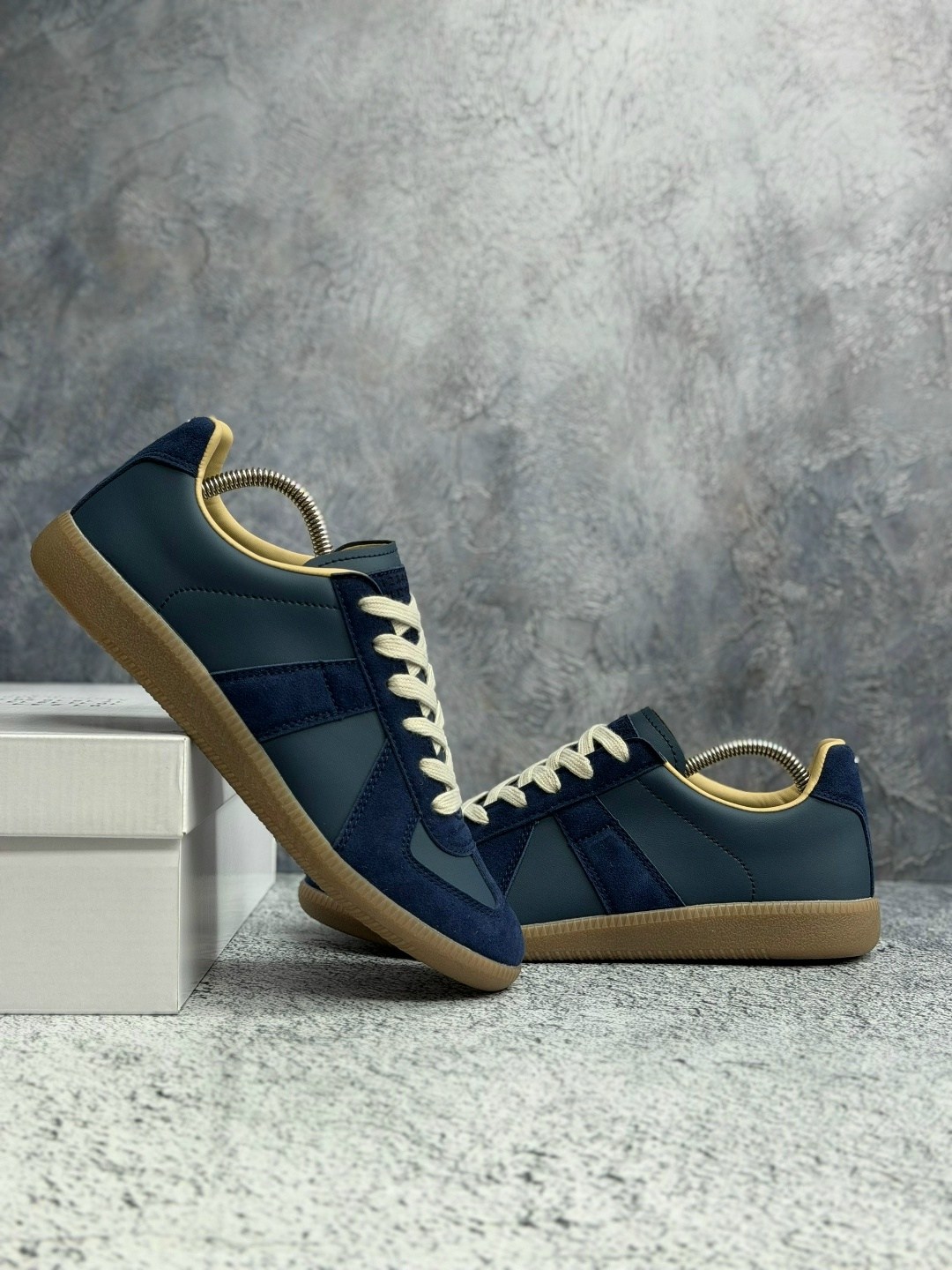 maison margiela replica кроссовки,maison margiela replica кеды,,кроссовки maison margiela replica low top,кроссовки кожаные maison margiela replica черный