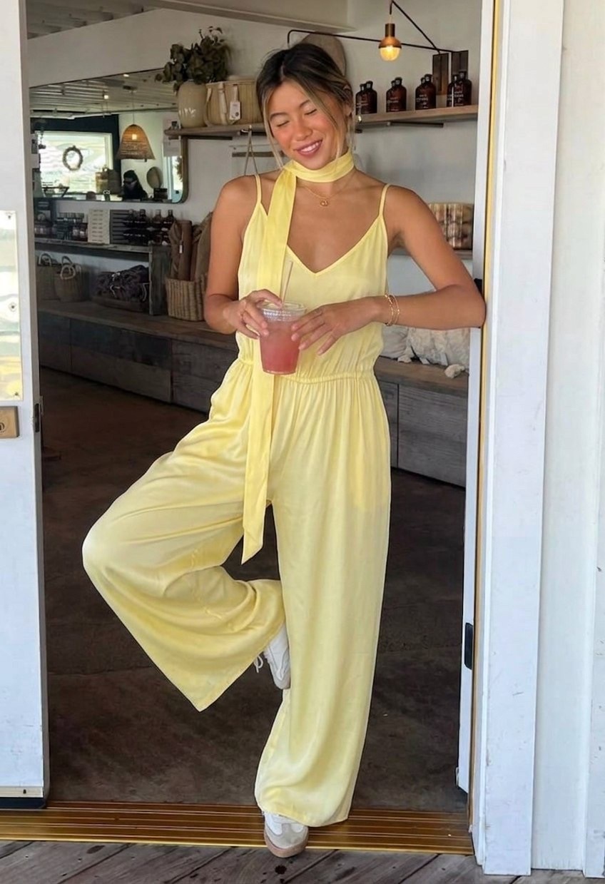 элегантные комбинезоны,желтый комбинезон,yellow jumpsuit,брючный комбинезон,комбинезон с завязками