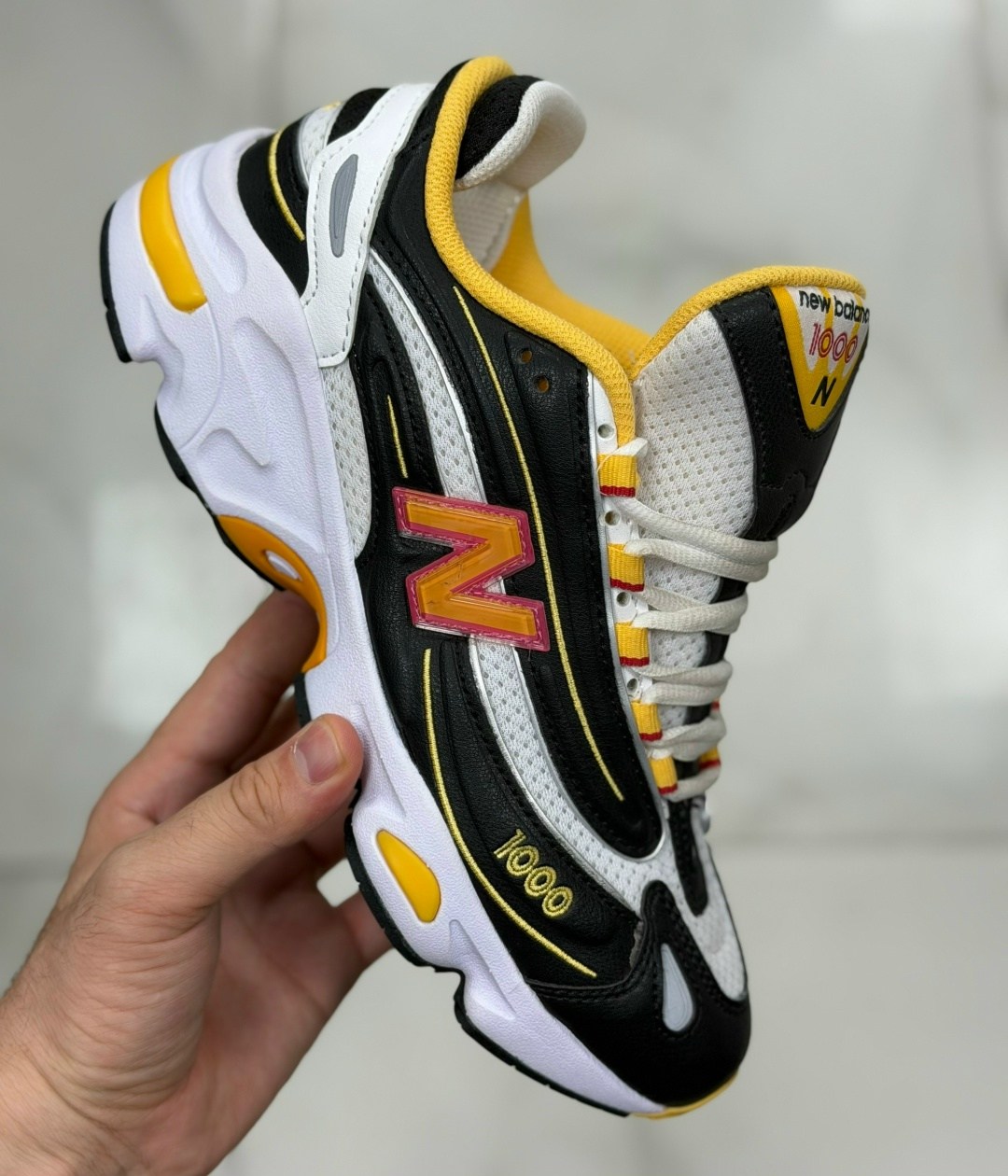 кроссовки adidas,кроссовки мужские женские adidas,кроссовки adidas bad bunny,кроссовки,adidas adizero sl