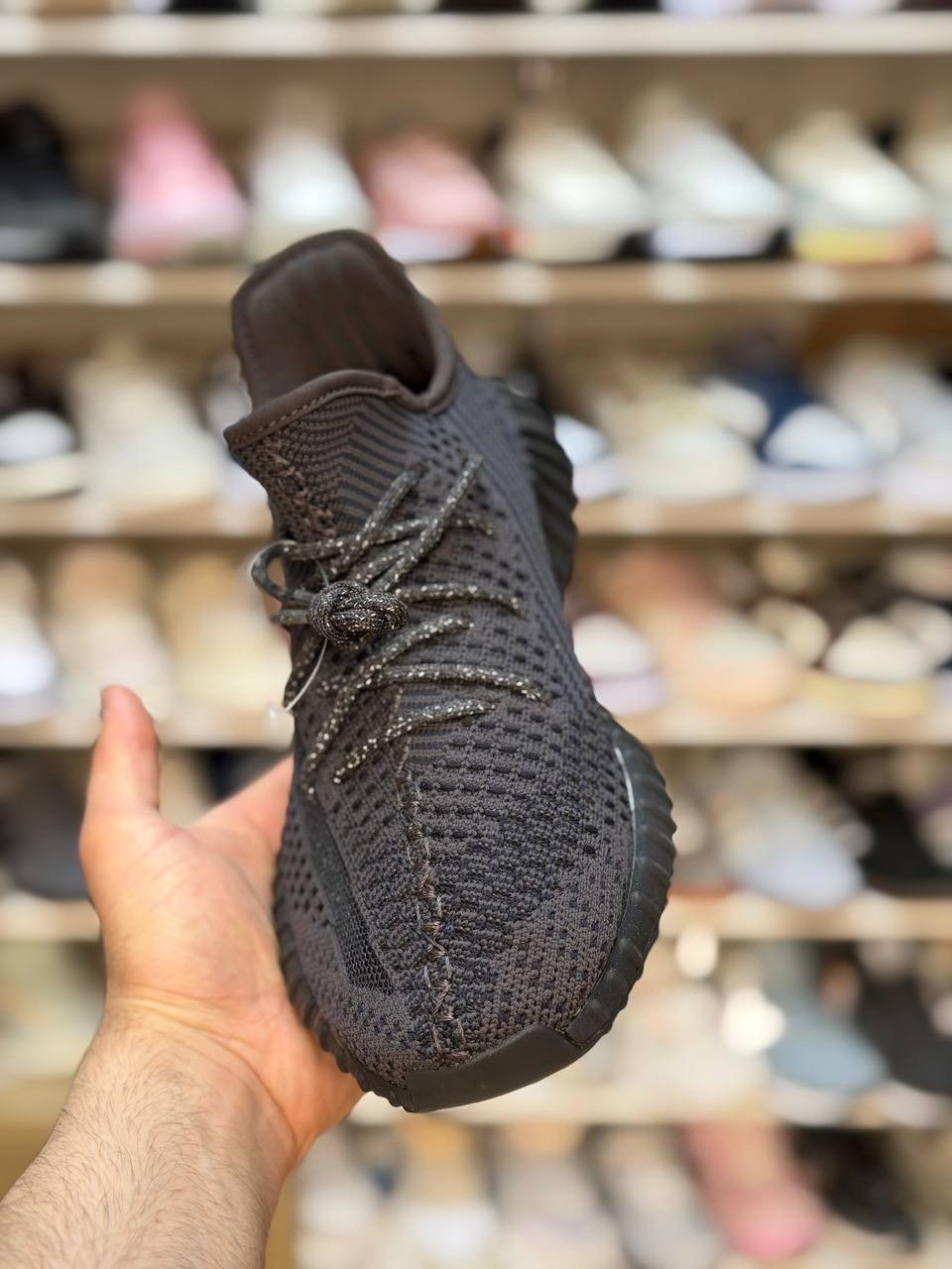 adidas yeezy boost 350 v 2,кроссовки adidas yeezy boost 350,adidas yeezy boost 350 v2 tail light,adidas yeezy boost 350,кроссовки adidas yeezy boost