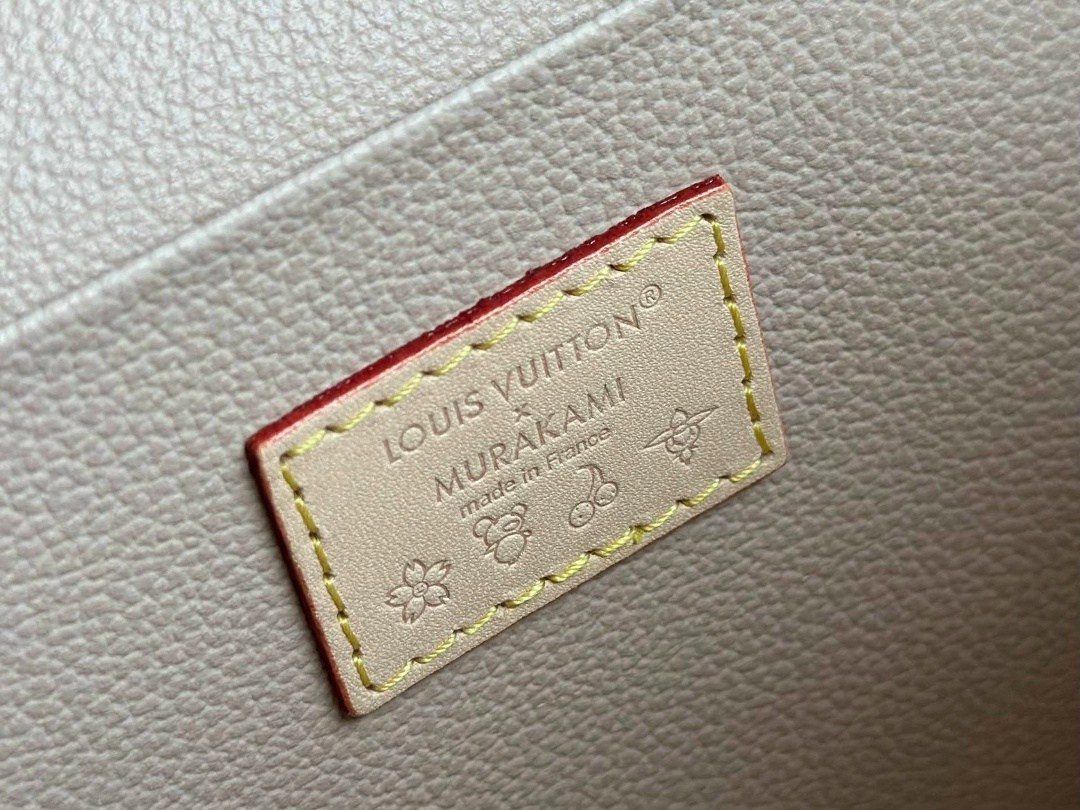 louis vuitton косметичка,louis vuitton косметичка louis vuitton,louis vuitton сумка,сумка женская louis vuitton,louis vuitton сумка на плечо
