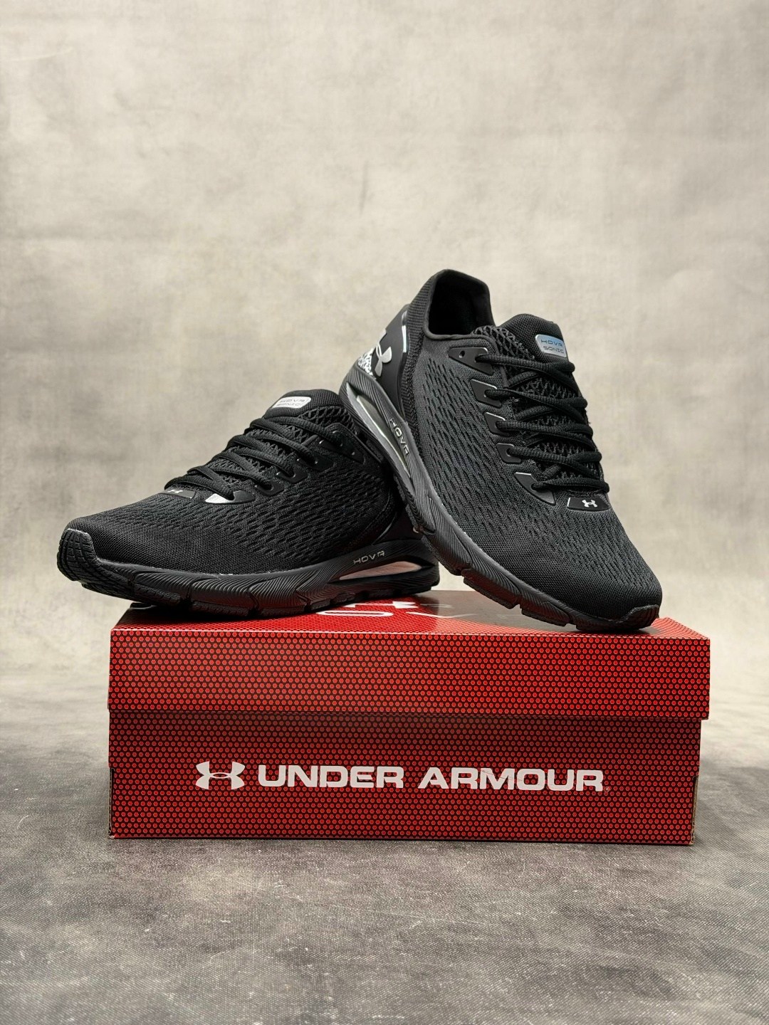 кроссовки under armour,under armour charged,кроссовки,under armour кроссовки мужские,мужские кроссовки