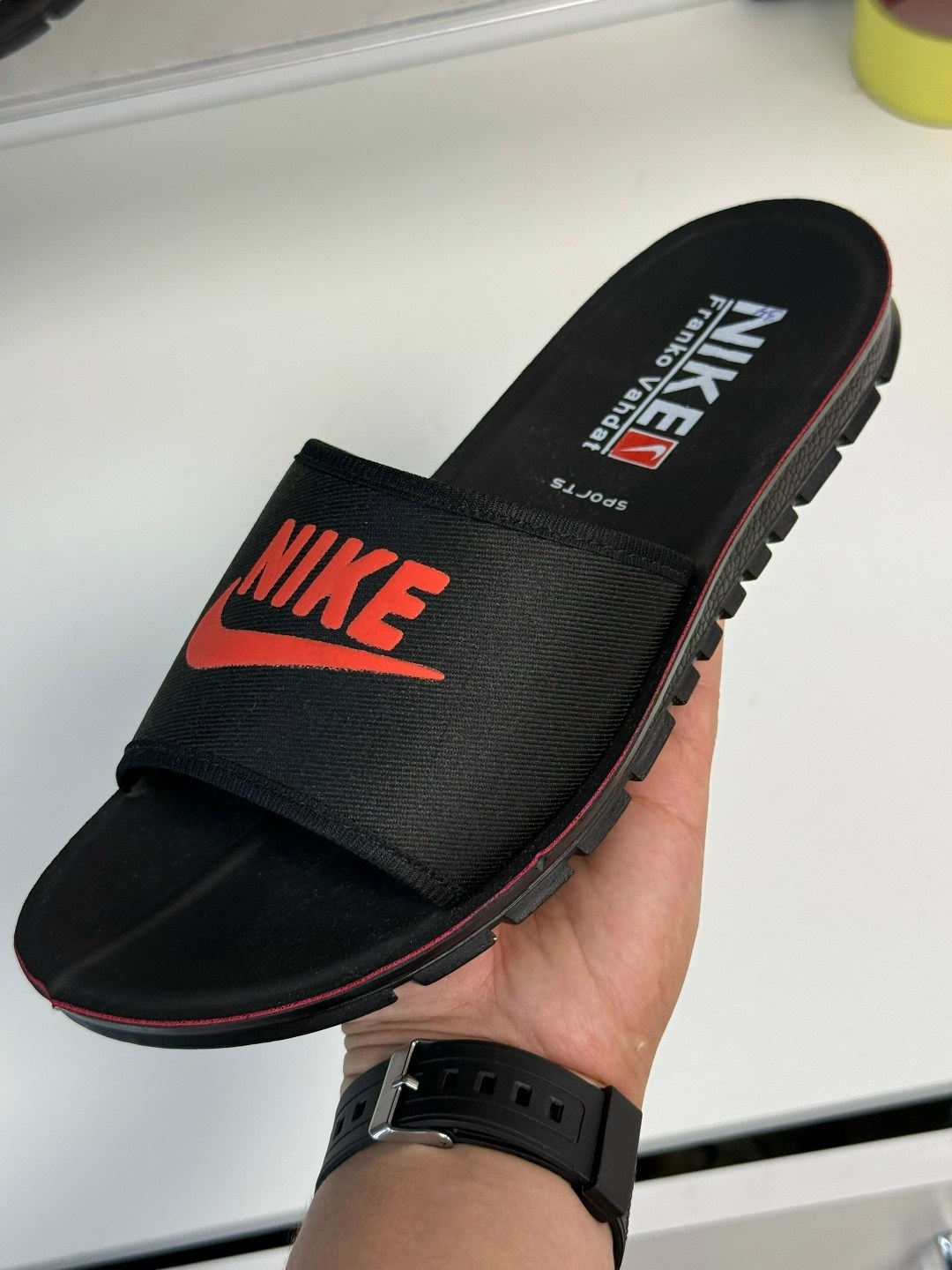 шлепанцы fila,мужские шлепанцы,шлепки fila мужские,черные шлепки fila,мужские шлепки