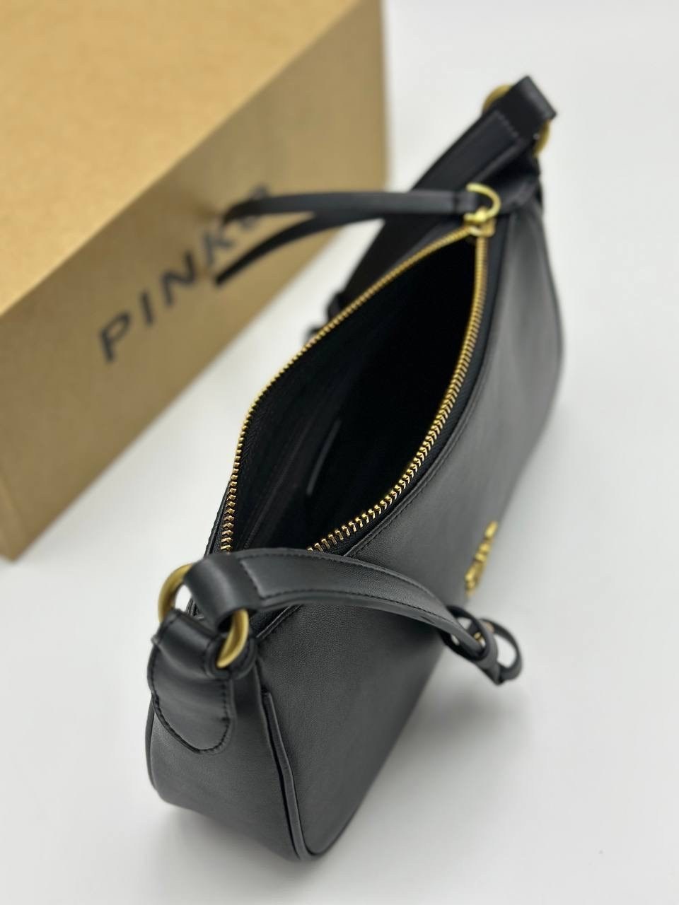 сумка pinko,сумка pinko женская,сумки женская,сумка,pinko сумка на плечо