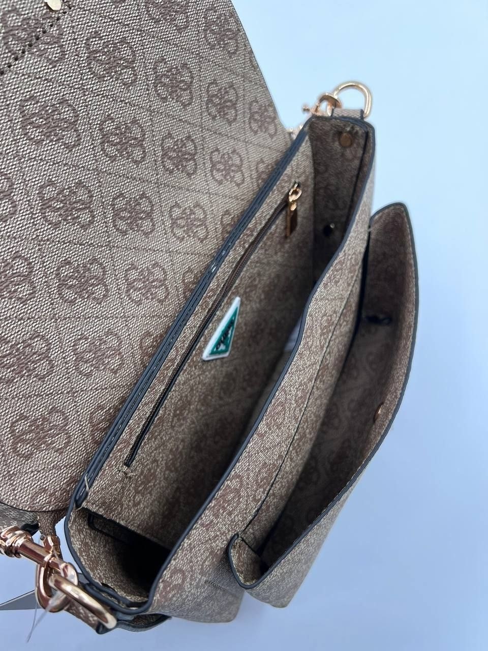 сумка guess бежевая,cумка guess,сумка женская guess,сумка guess hwsg95 07200 бежевая,guess сумка кросс боди