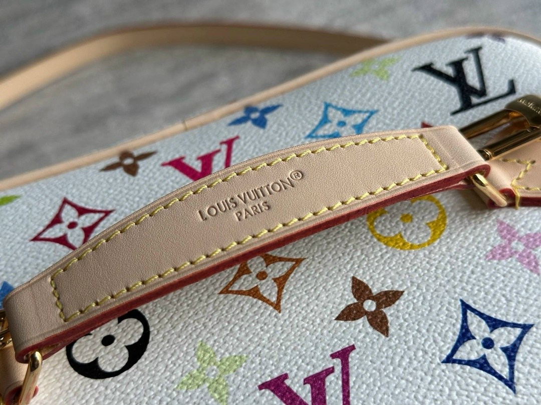 louis vuitton косметичка,louis vuitton косметичка louis vuitton,louis vuitton сумка,сумка женская louis vuitton,louis vuitton сумка на плечо