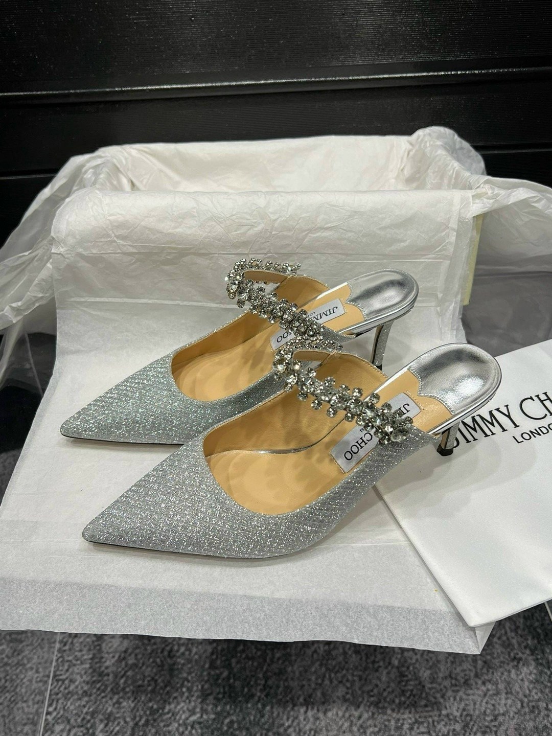 ,туфли jimmy choo,босоножки jimmy choo,женские босоножки,женская