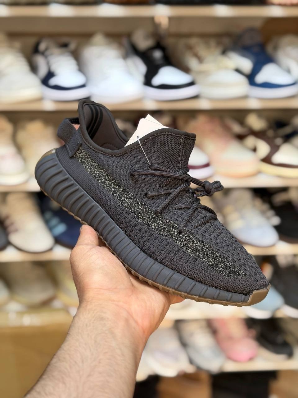 adidas yeezy boost 350 v 2,кроссовки adidas yeezy boost 350,adidas yeezy boost 350 v2 tail light,adidas yeezy boost 350,кроссовки adidas yeezy boost