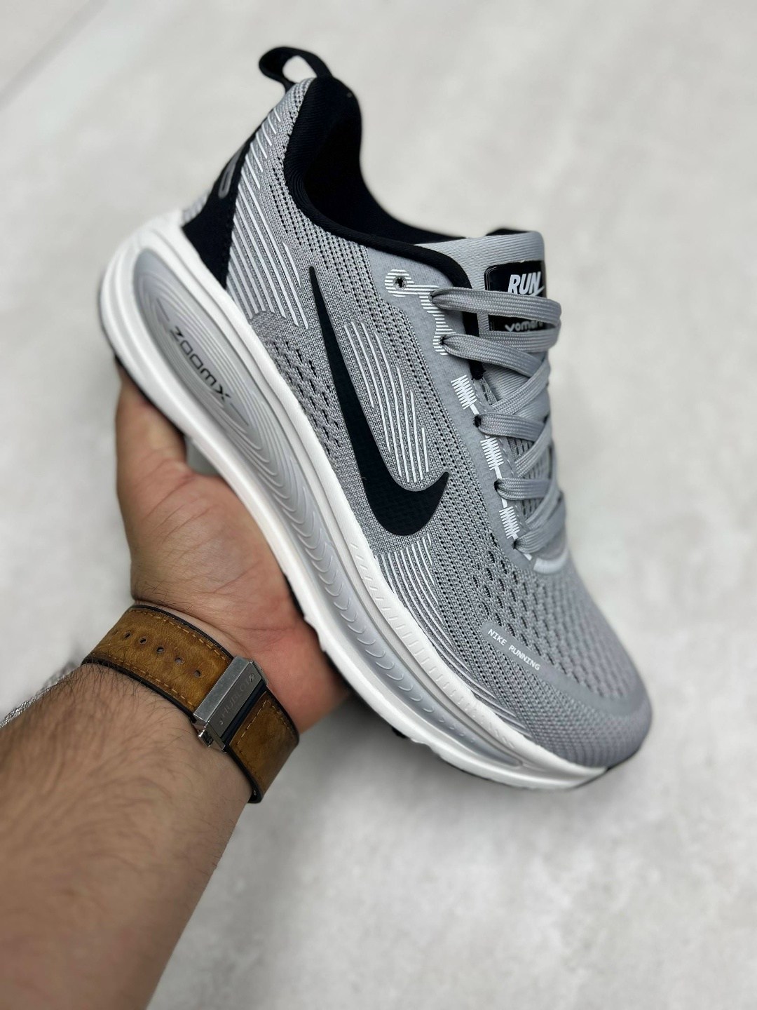 кроссовки nike,кроссовки,кроссовки nike vomero,кроссовки мужские женские,спортивная