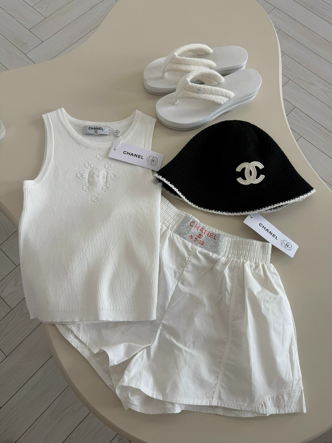 комплект белья с шортами unin underwear цвет белый,комплект белья с шортами unin underwear 185130481,костюм женский,комплект белья с шортами unin underwear,комплект белья с шортами в рубчик goway