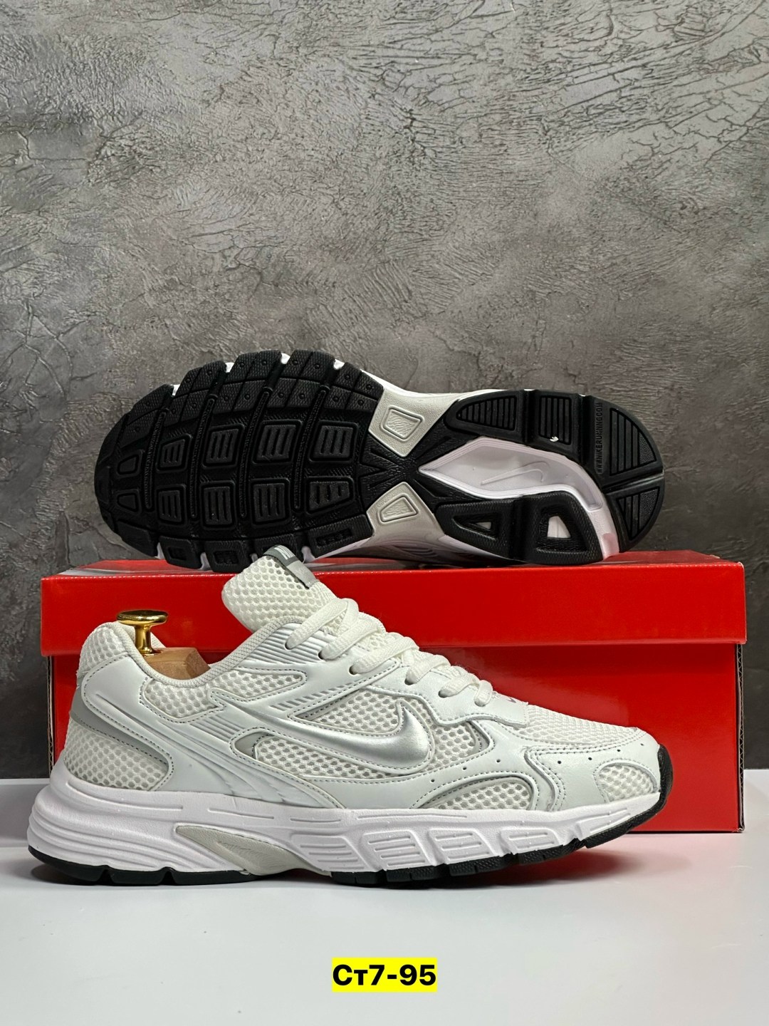 кроссовки,женские кроссовки,nike кроссовки,кроссовки мужские женские,мужские кроссовки