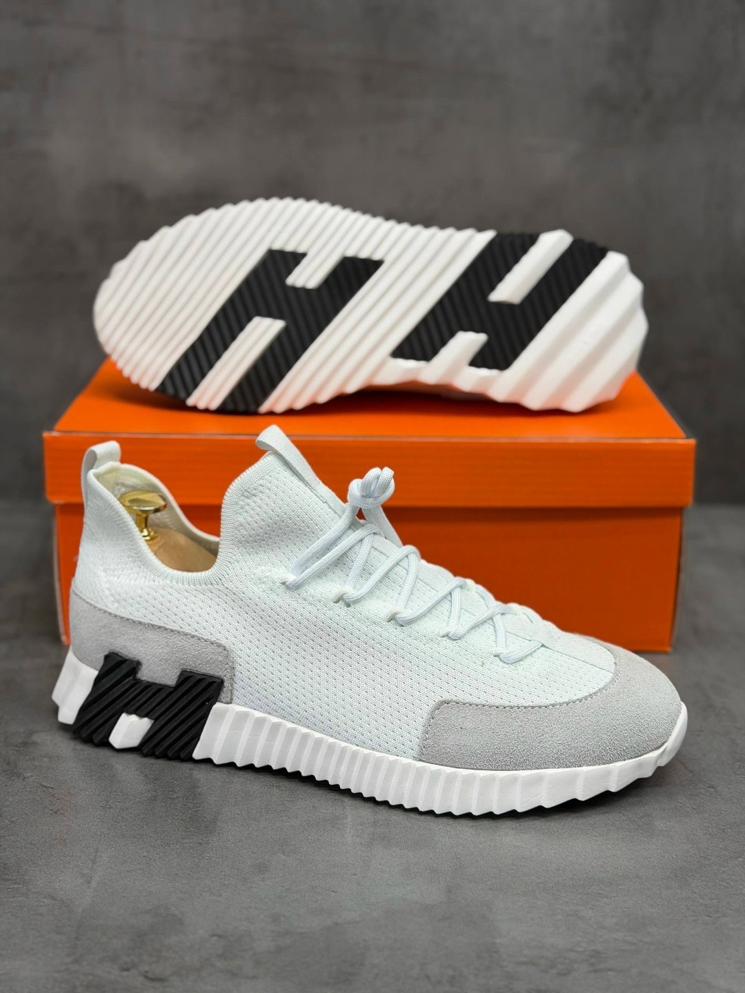 кроссовки hermes,кроссовки мужские hermes,кроссовки эрмес,кроссовки женский, мужской hermes искусственные материалы,кроссовки hermes прогулочные мужские