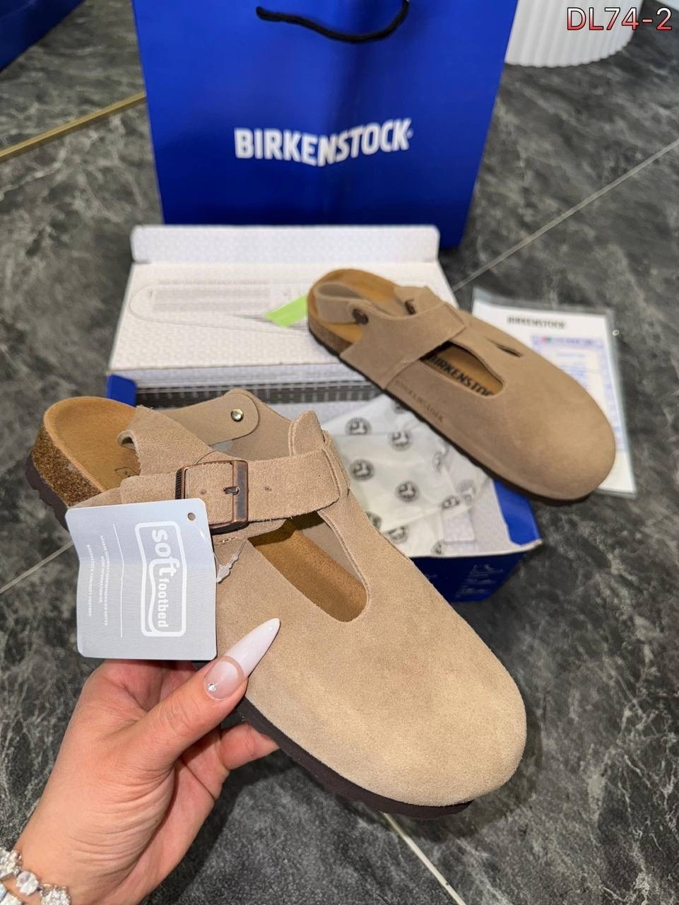 ,шлепанцы замшевые,женские замшевые шлепанцы в стиле ретро,сабо birkenstock,модные тапочки