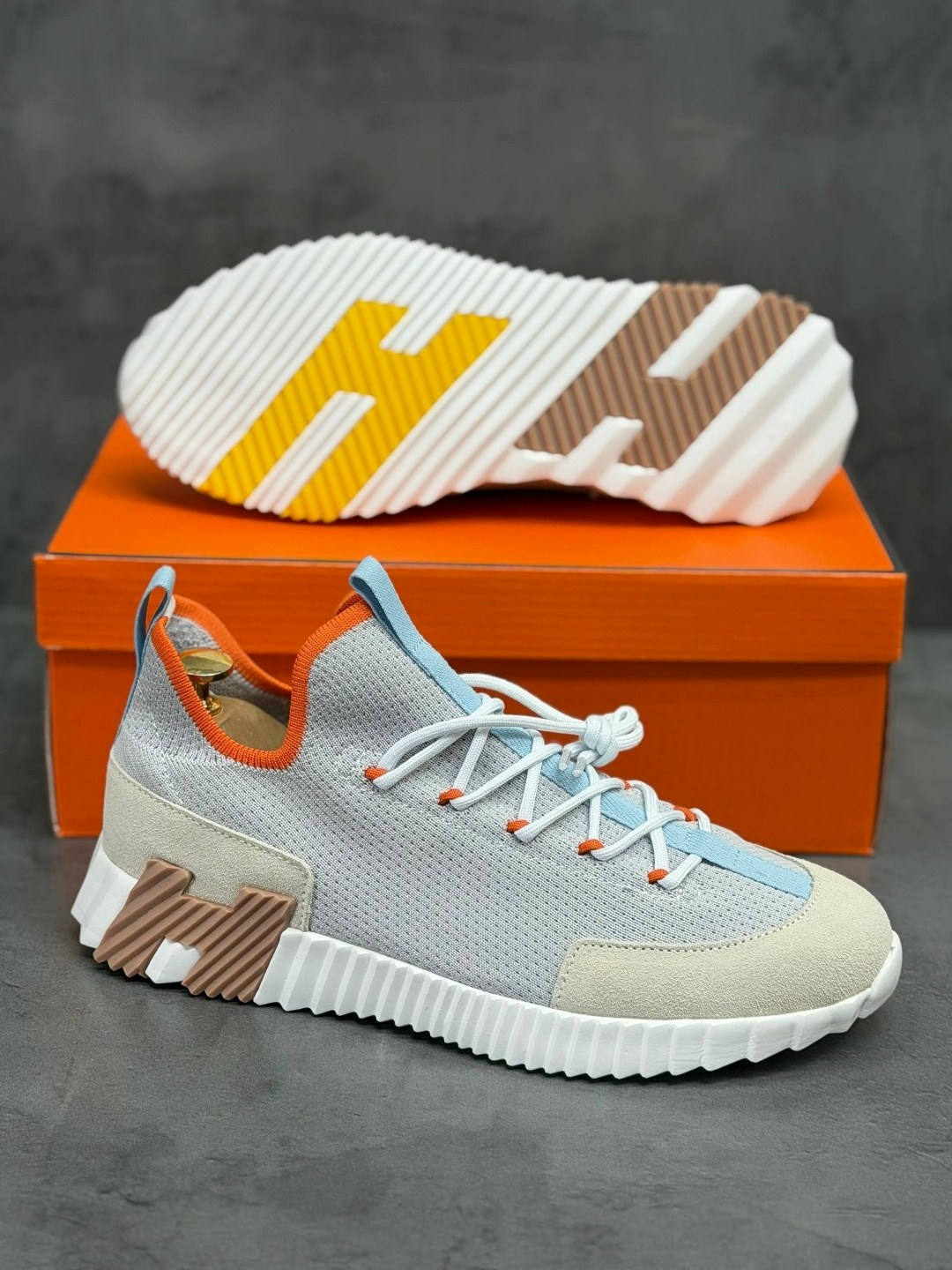 кроссовки hermes,кроссовки мужские hermes,кроссовки эрмес,кроссовки женский, мужской hermes искусственные материалы,кроссовки hermes прогулочные мужские