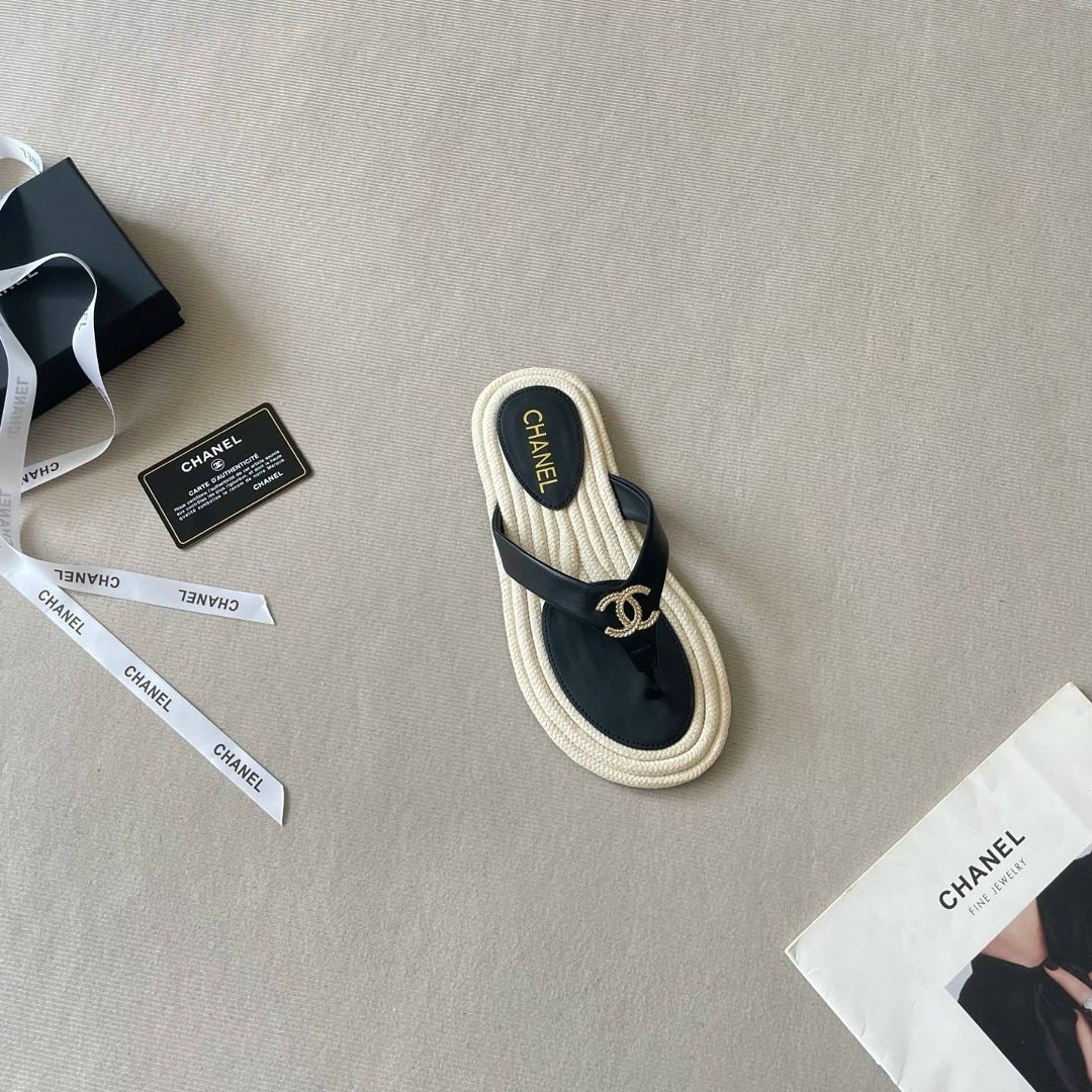 шлепанцы chanel,,шлепки шанель,босоножки chanel,босоножки шанель