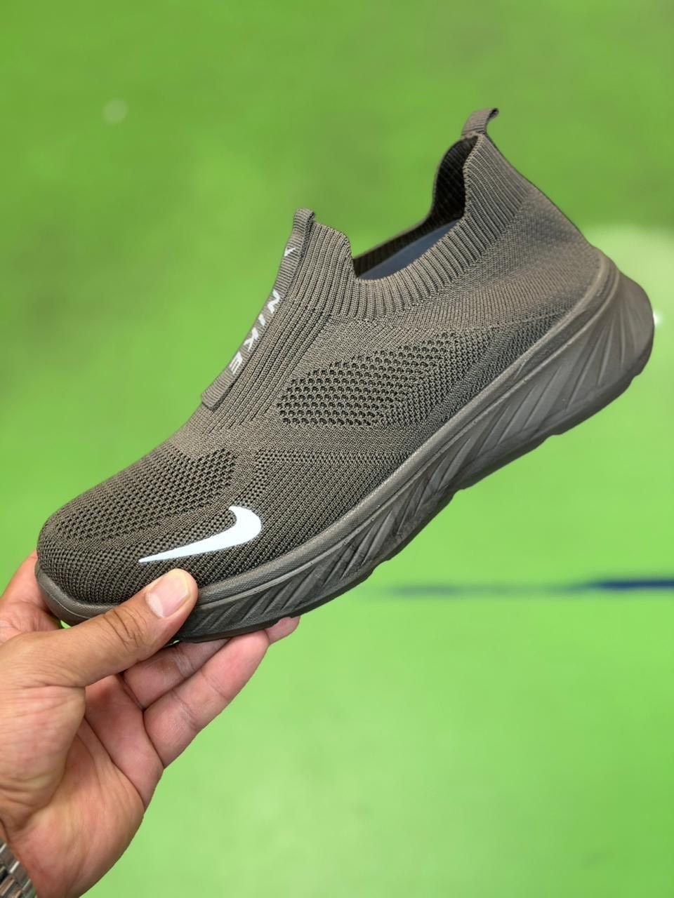 кроссовки,кроссовка мужской, спортивная,кроссовки слипоны,кроссовки nike