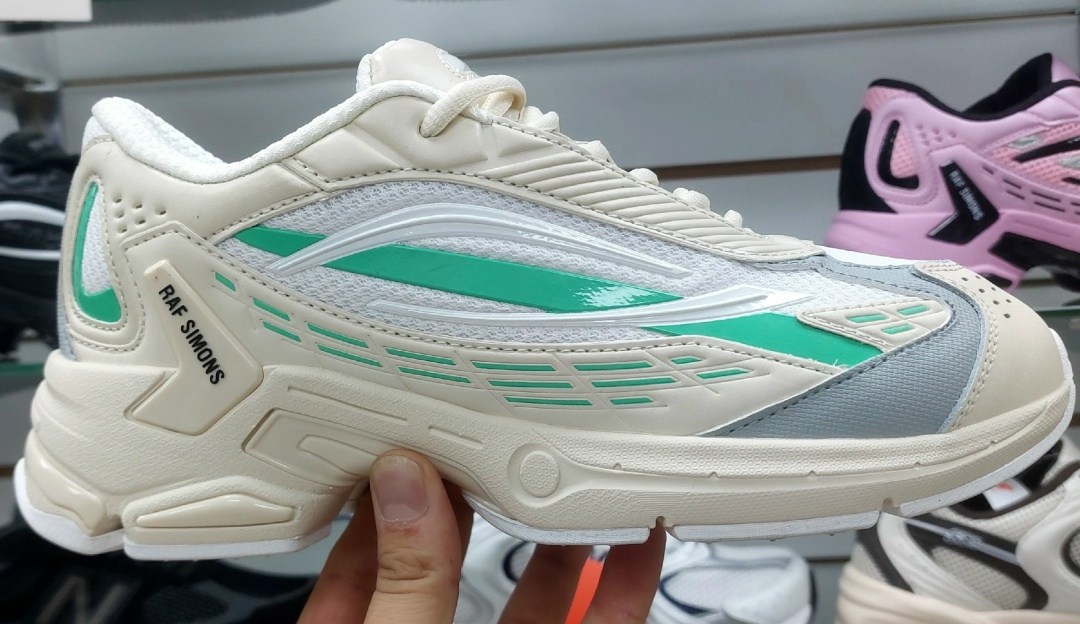 adidas x raf simons ozweego 2 black,adidas raf simons ozweego 3,черные кроссовки pharaxus raf simons,кроссовки raf simons pharaxus sneaker black,кроссовки adidas raf simons ozweego 3 black