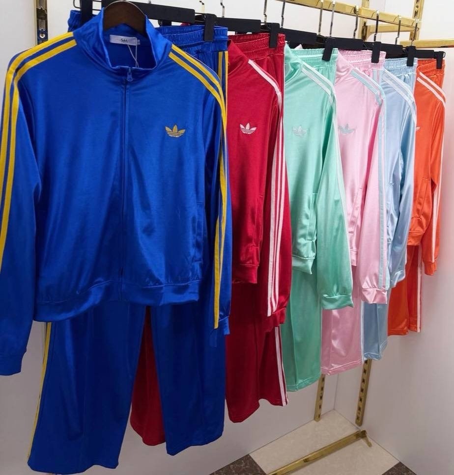 adidas tracksuit,спортивные костюм,костюм адидас,спортивные костюмы адидас,спортивный костюм adidas originals