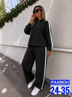 Костюм