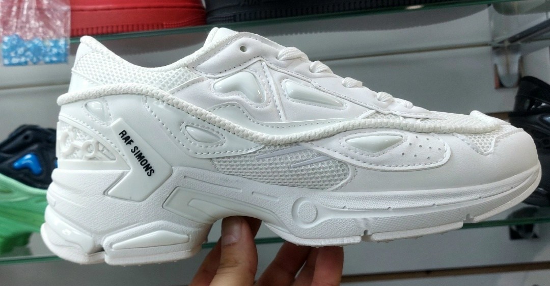 adidas x raf simons ozweego 2 black,adidas raf simons ozweego 3,черные кроссовки pharaxus raf simons,кроссовки raf simons pharaxus sneaker black,кроссовки adidas raf simons ozweego 3 black