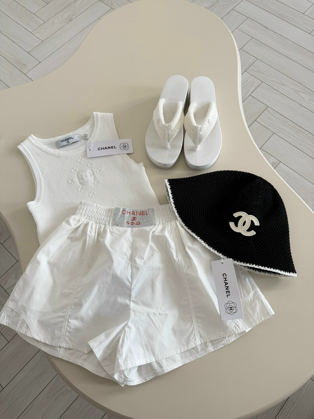 комплект белья с шортами unin underwear цвет белый,комплект белья с шортами unin underwear 185130481,костюм женский,комплект белья с шортами unin underwear,комплект белья с шортами в рубчик goway