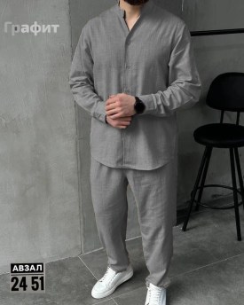 Костюм