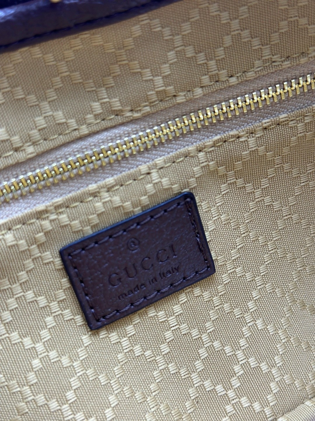 женская сумка gucci,сумка gucci,сумка gucci оригинал,сумки гуччи женские,сумка гуччи оригинал