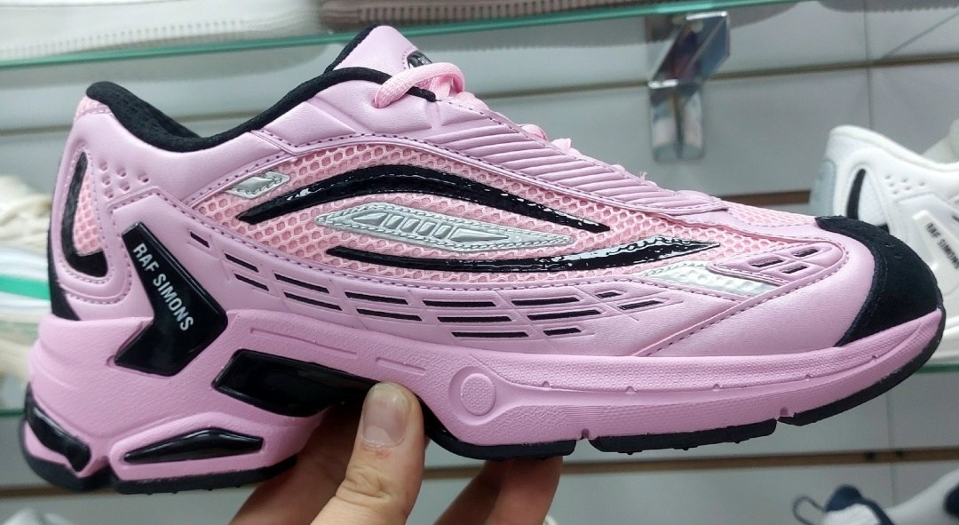 adidas x raf simons ozweego 2 black,adidas raf simons ozweego 3,черные кроссовки pharaxus raf simons,кроссовки raf simons pharaxus sneaker black,кроссовки adidas raf simons ozweego 3 black
