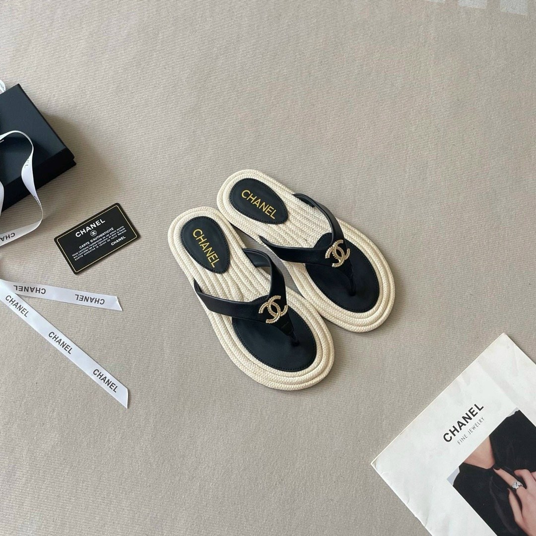 шлепанцы chanel,,шлепки шанель,босоножки chanel,босоножки шанель