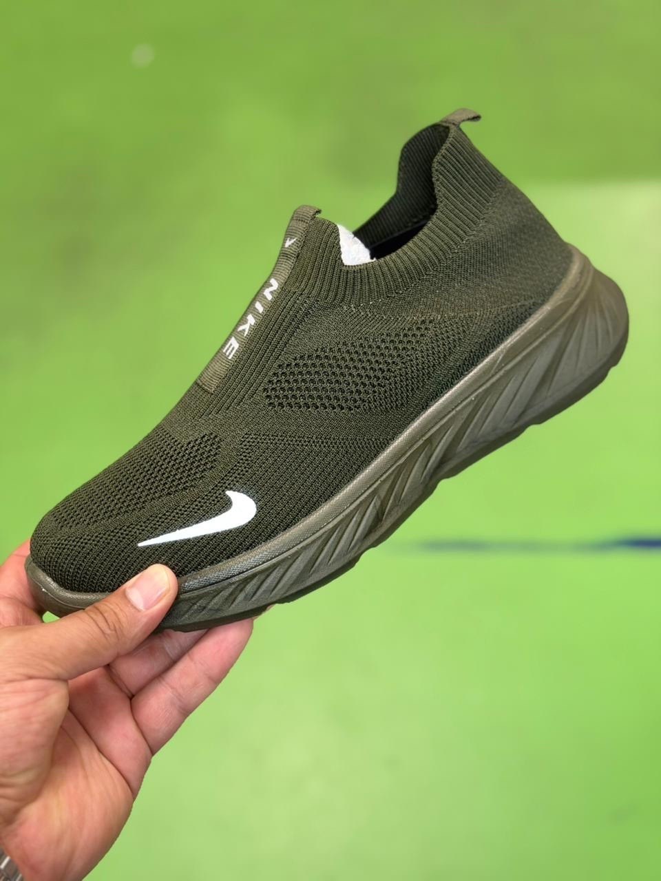 кроссовки,кроссовка мужской, спортивная,кроссовки слипоны,кроссовки nike
