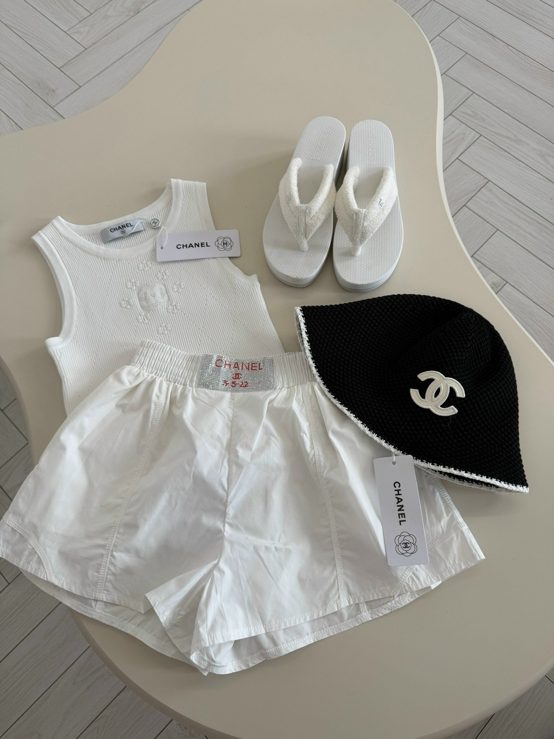 комплект белья с шортами unin underwear цвет белый,комплект белья с шортами unin underwear 185130481,костюм женский,комплект белья с шортами unin underwear,комплект белья с шортами в рубчик goway