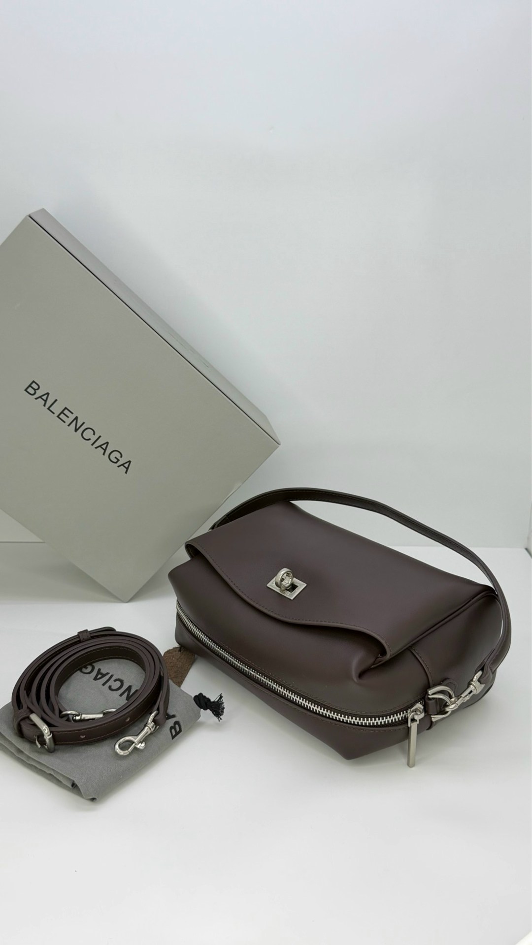 сумки balenciaga,сумка женская balenciaga,сумки,стильные сумочки,женская сумка