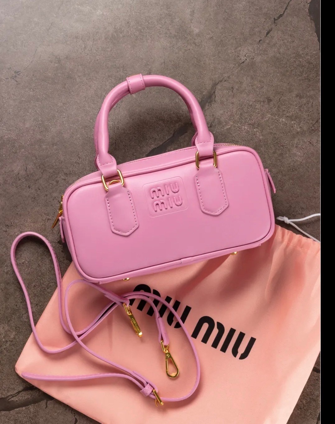 сумки miu miu,сумка миу миу розовая,сумка женская миу миу,сумка,женская сумка miu miu