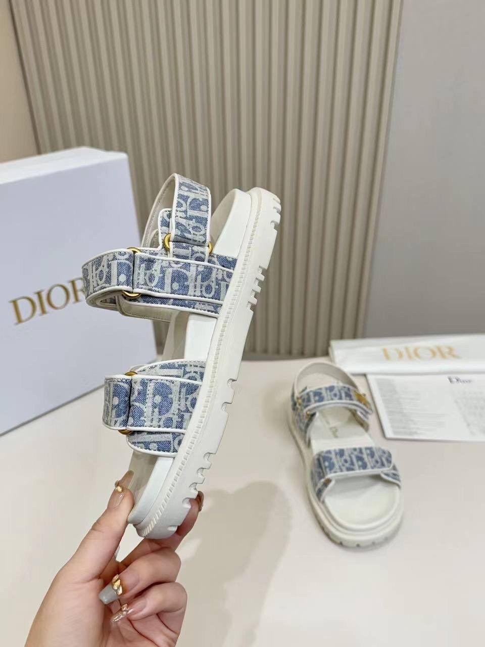 сандалии dior,женские летние сандалии диор,сандали диор,босоножки dior,босоножки кристиан диор